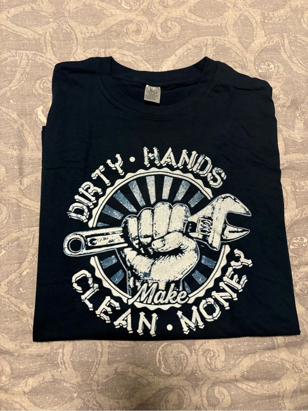 Men’s XL T-Shirt - Dirty Hands - Clean Money Logo